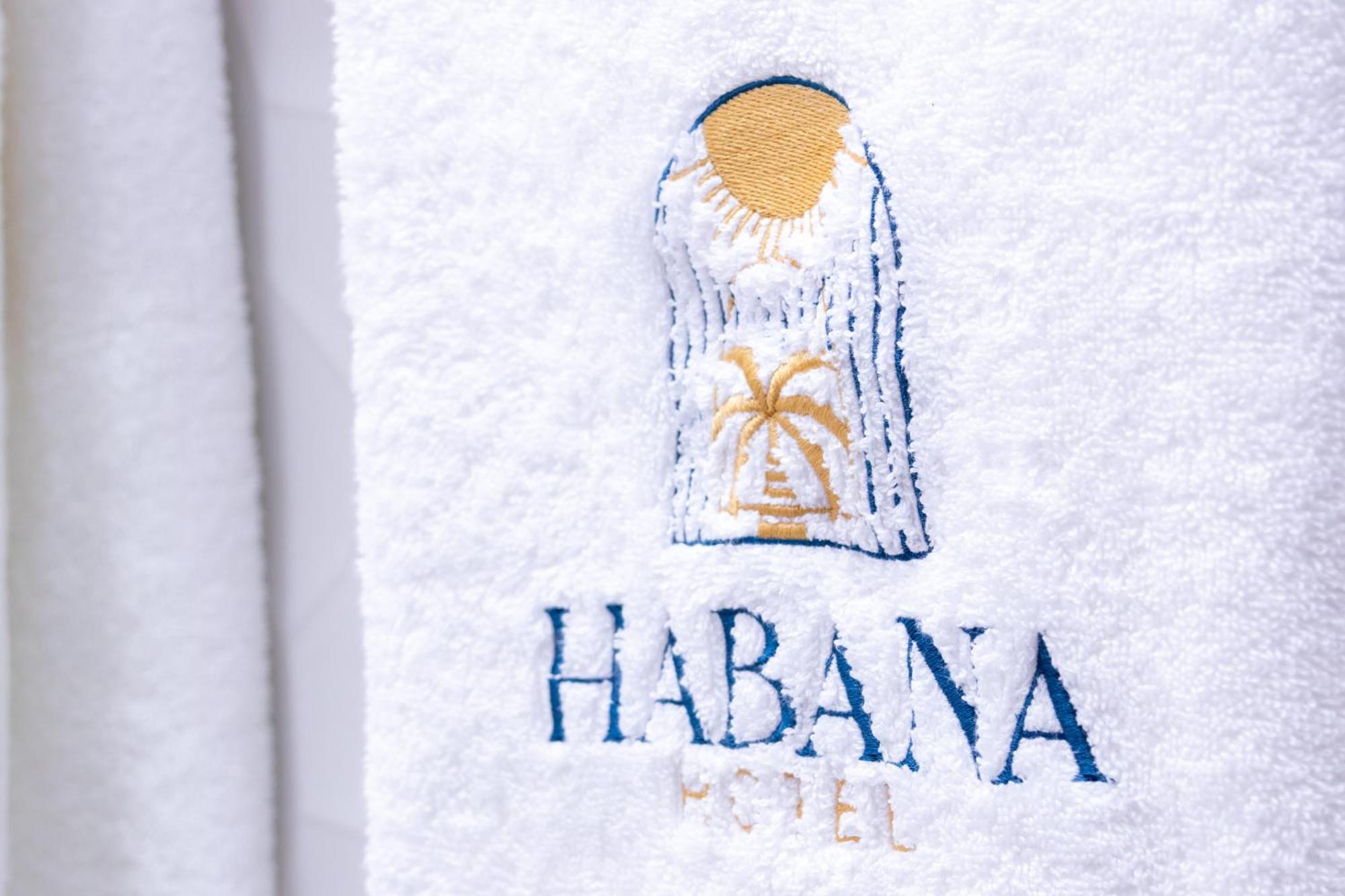 Habana Hotel Y Restaurante Higuey Dış mekan fotoğraf